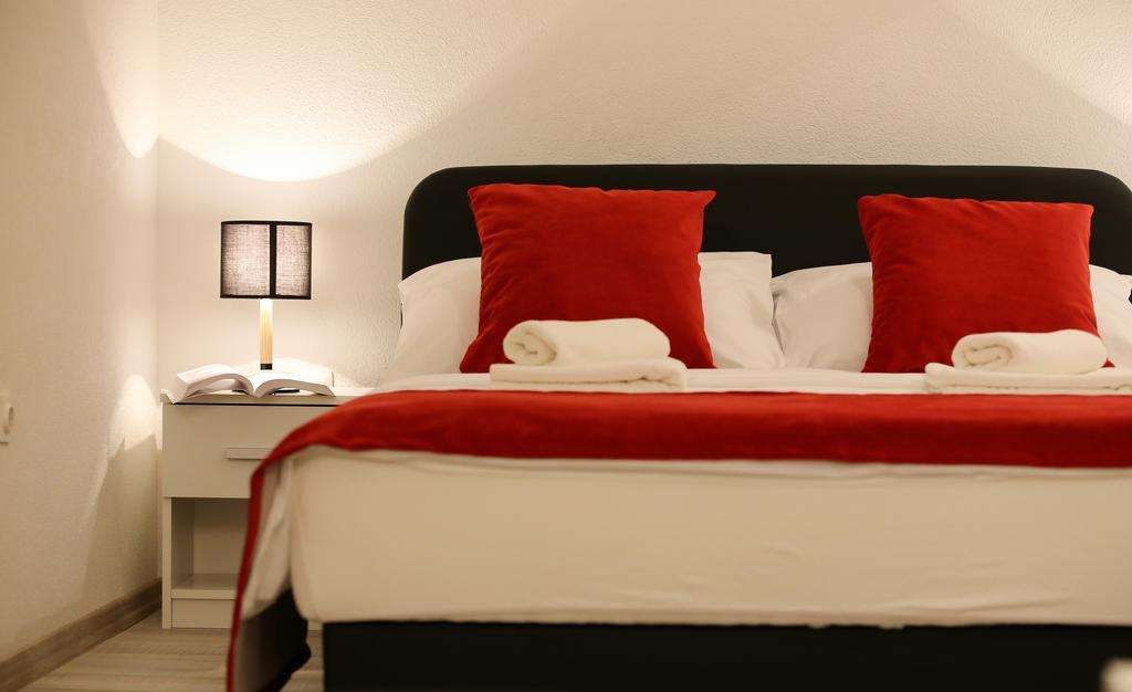 Central Located Guest House Мостар Экстерьер фото