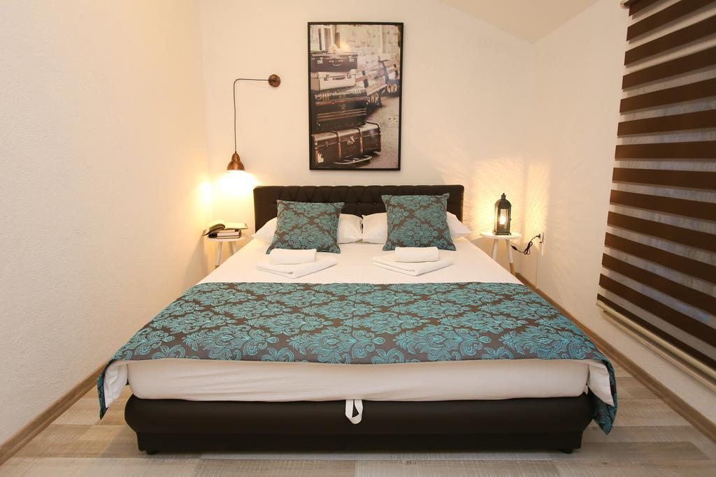 Central Located Guest House Мостар Экстерьер фото